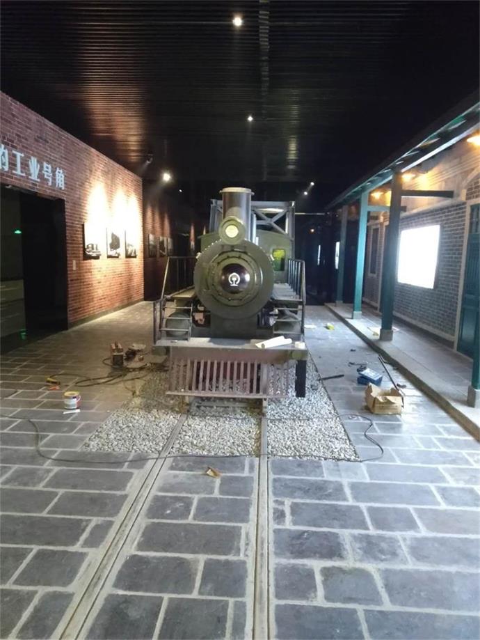 阿勒泰市蒸汽火车模型